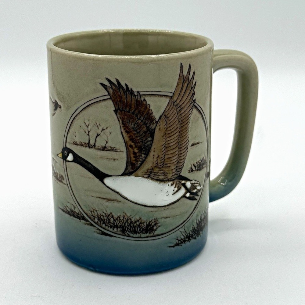 Vintage Ceramic Mug, Geese Pattern Beige and Blue Glaze, With Handle
